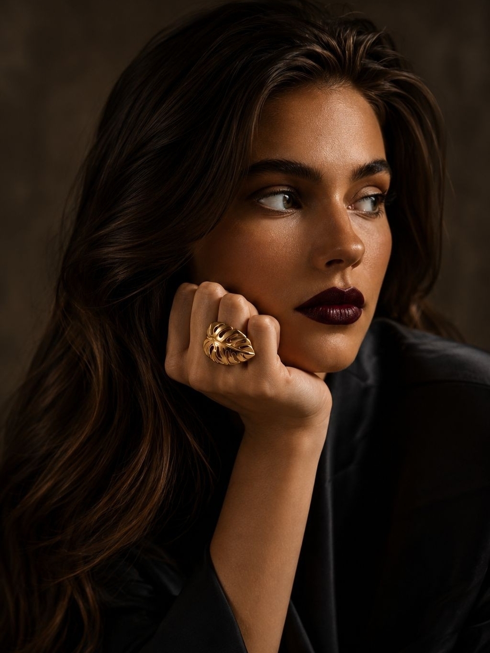 Polished Gold Leaf Cocktail Ring - Picture 4 of 4
